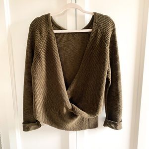 Aerie green knit sweater